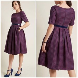 ModCloth Navy Red Plaid Boatneck Midi Dress Pleated Retro Preppy Old Money Sz L